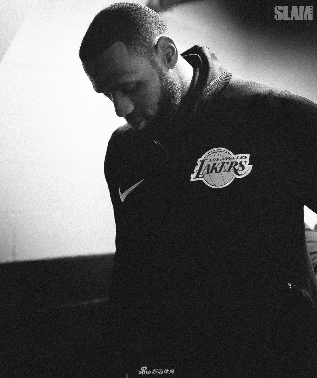詹姆斯再登《SLAM》杂志封面！一大波硬照快来舔屏