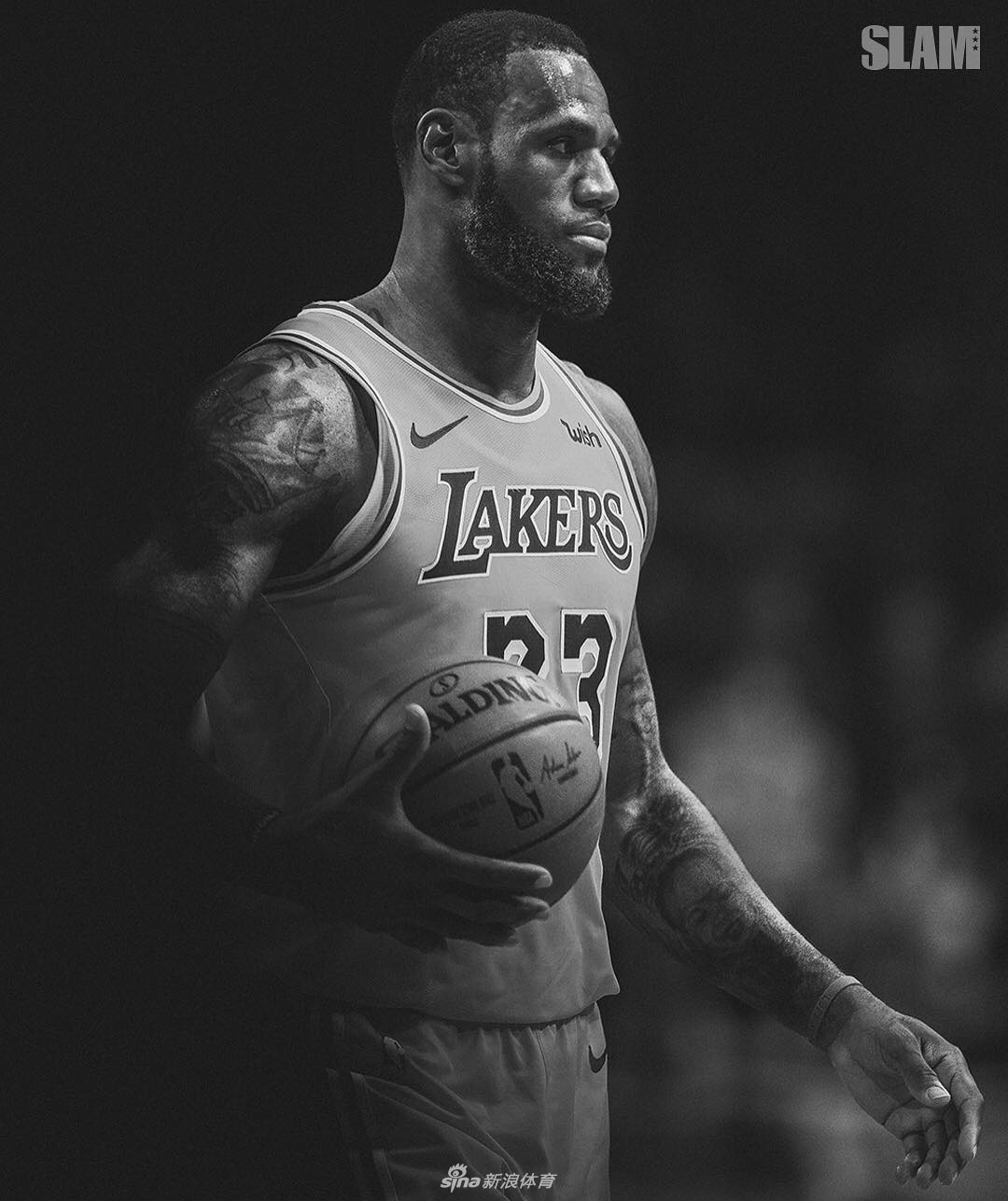 詹姆斯再登《SLAM》杂志封面！一大波硬照快来舔屏