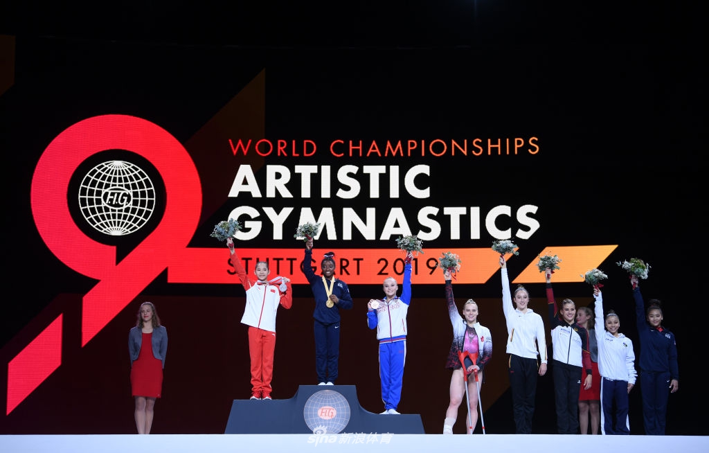 体操世锦赛小花唐茜靖全能摘银