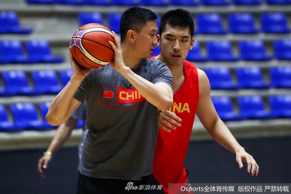 杜锋指导陶汉林