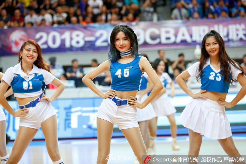 CBA新赛季首轮拉拉队热舞精选