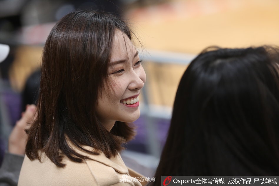 从南看到北！CBA第五轮各地女球迷精选