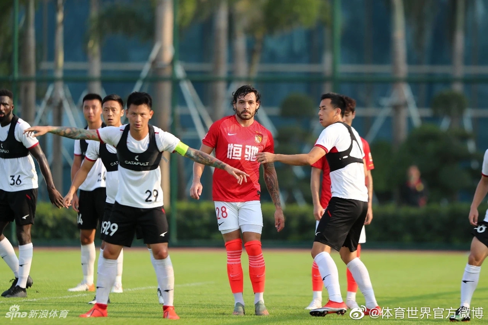 高拉特专访:作为一个中国人很开心 等待国足召唤