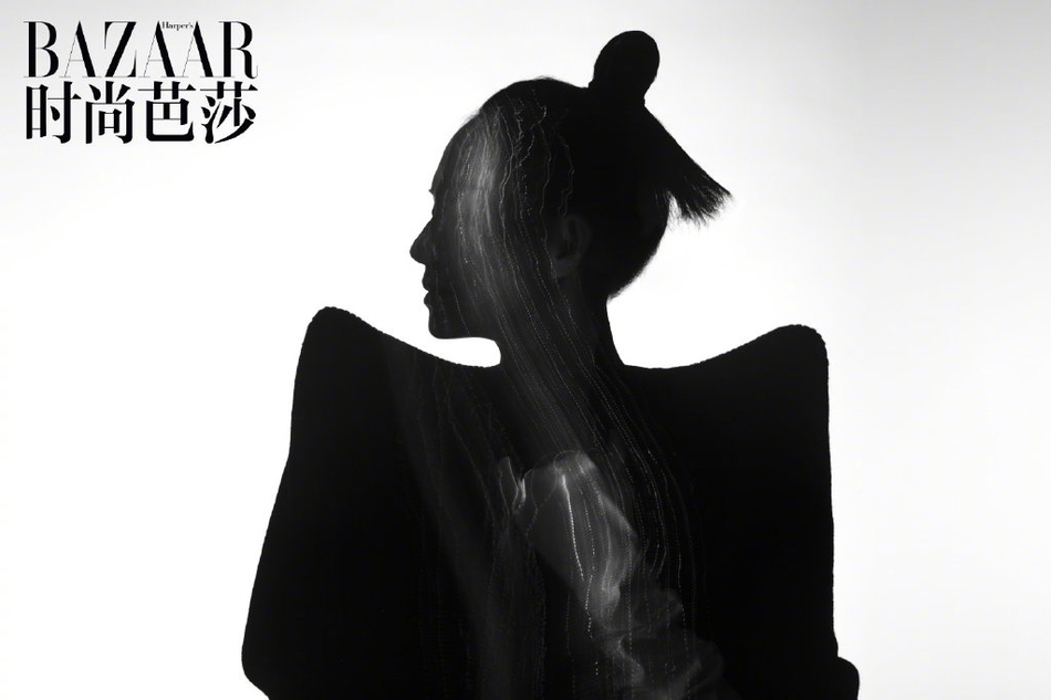 章子怡黑白武术大片曝光 再现经典角色玉娇龙宫二气场