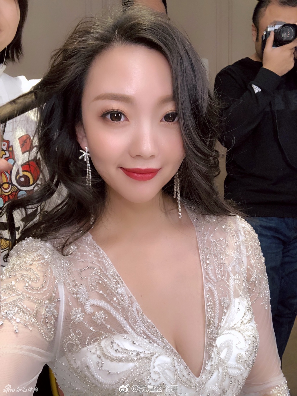 瑜伽美女也是詹蜜小姐姐!她的姿势你学不来