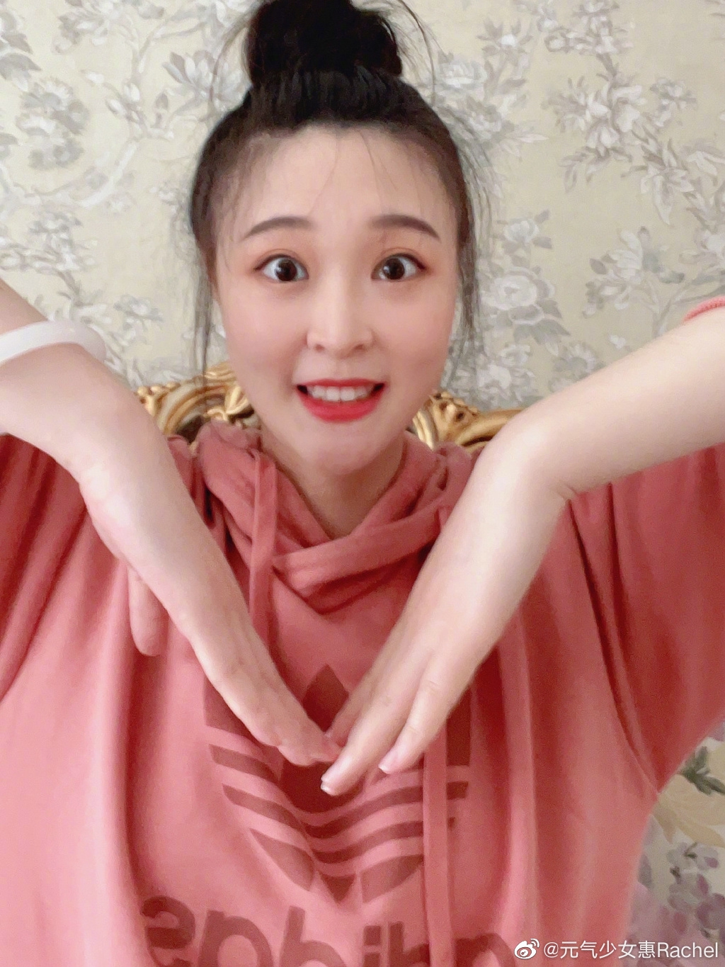 惠若琪微博宣布怀孕：元气少女升级啦！