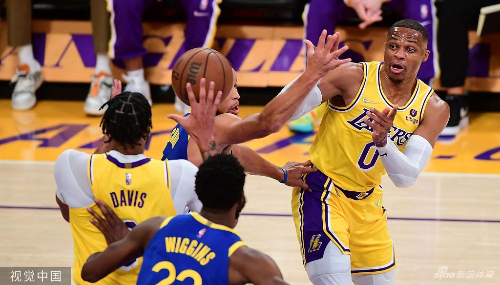 [NBA揭幕战]勇士121-114湖人