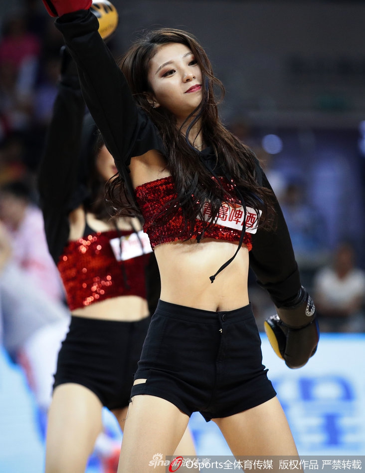 CBA新赛季第三轮拉拉队热舞精选