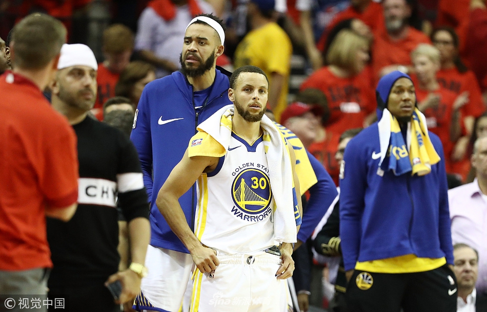 水花变一潭死水 库里汤神手感冷酷到底