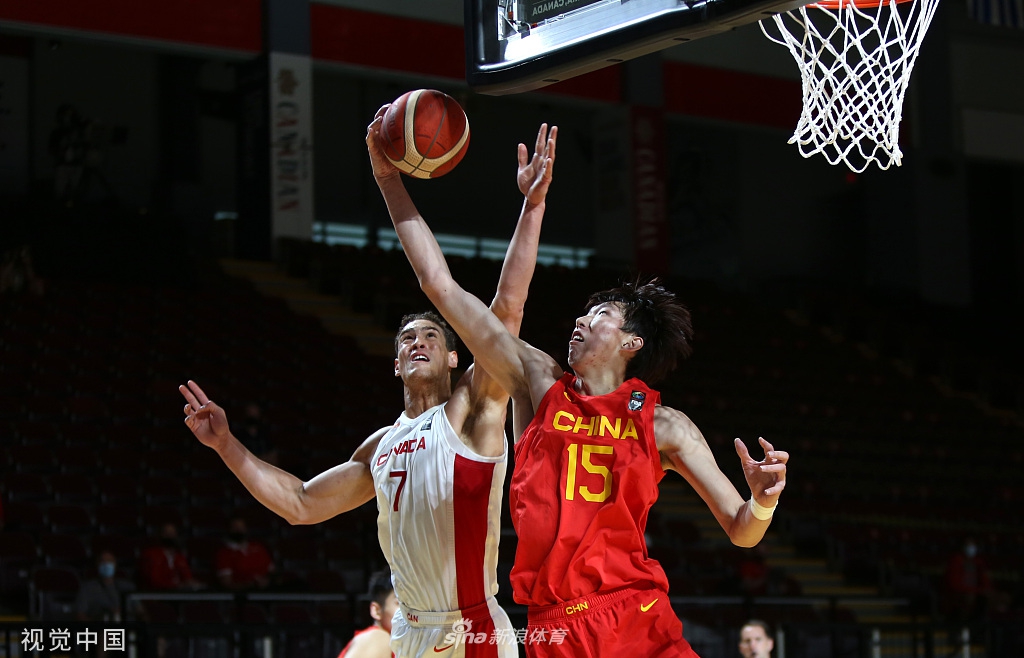 [奥运落选赛]中国男篮79-109加拿大 胡明轩24分