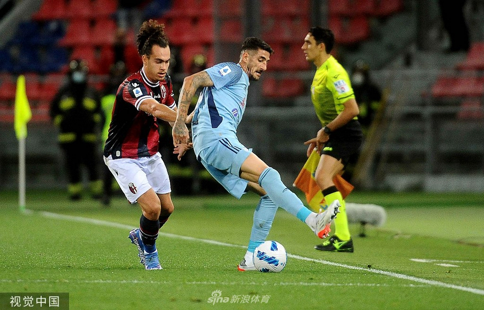 [意甲]博洛尼亚2-0卡利亚里 阿瑙托维奇破门