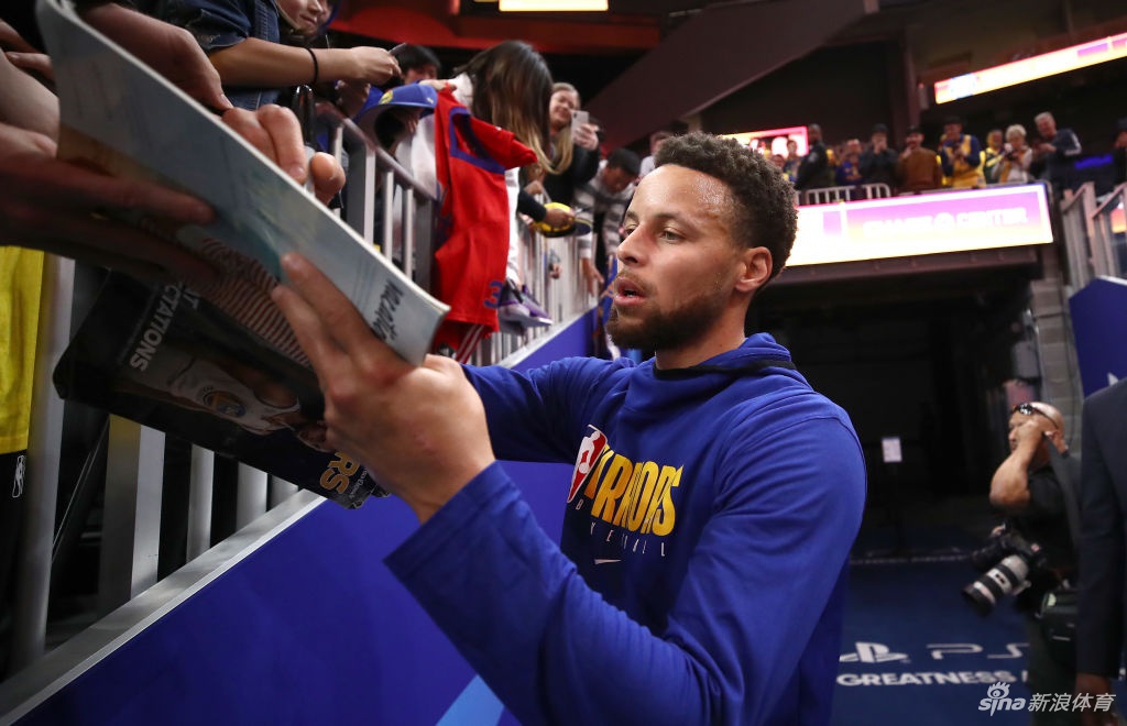 库里正式归来！金州大佬赛前热身不见伤病影响