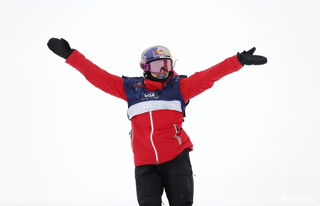 世锦赛谷爱凌获女子大跳台铜牌 两金一铜完美收官