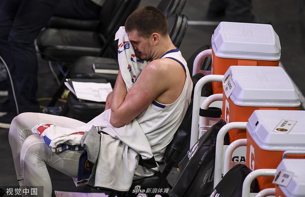 [NBA季后赛]掘金98-123太阳 总分太阳2-0