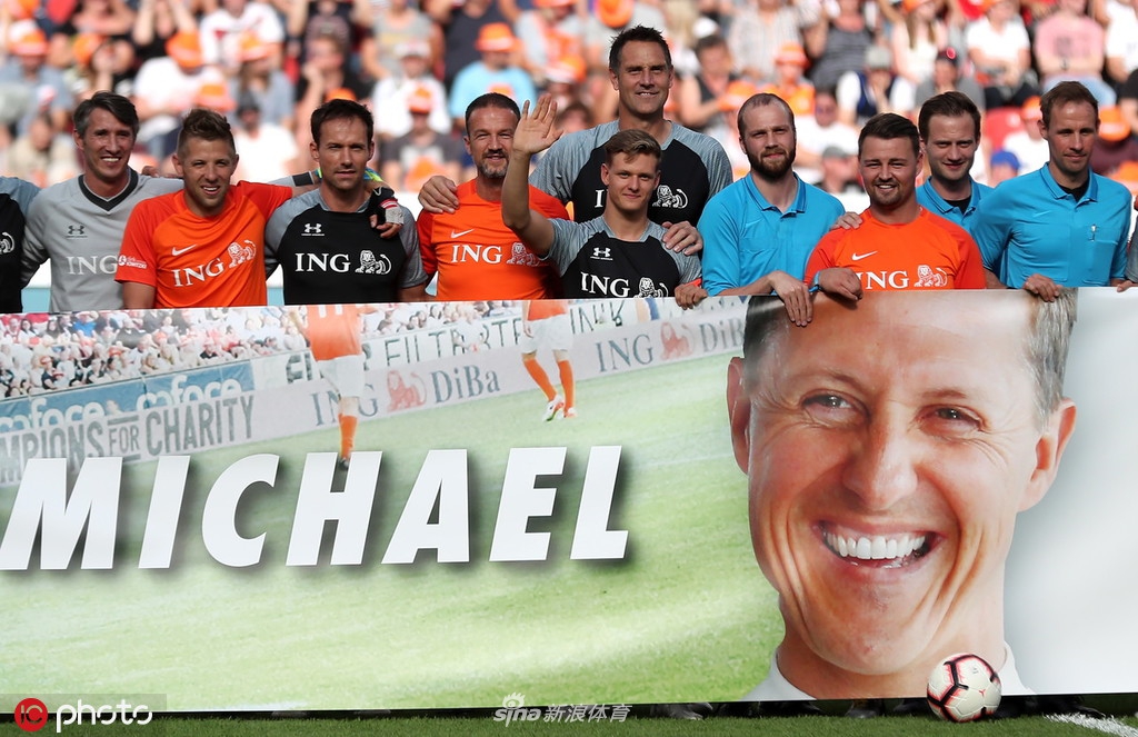 身高2米13的门将见过吗?诺天王变身绿茵场小飞机