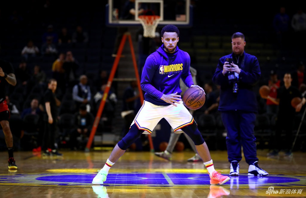 库里正式归来！金州大佬赛前热身不见伤病影响