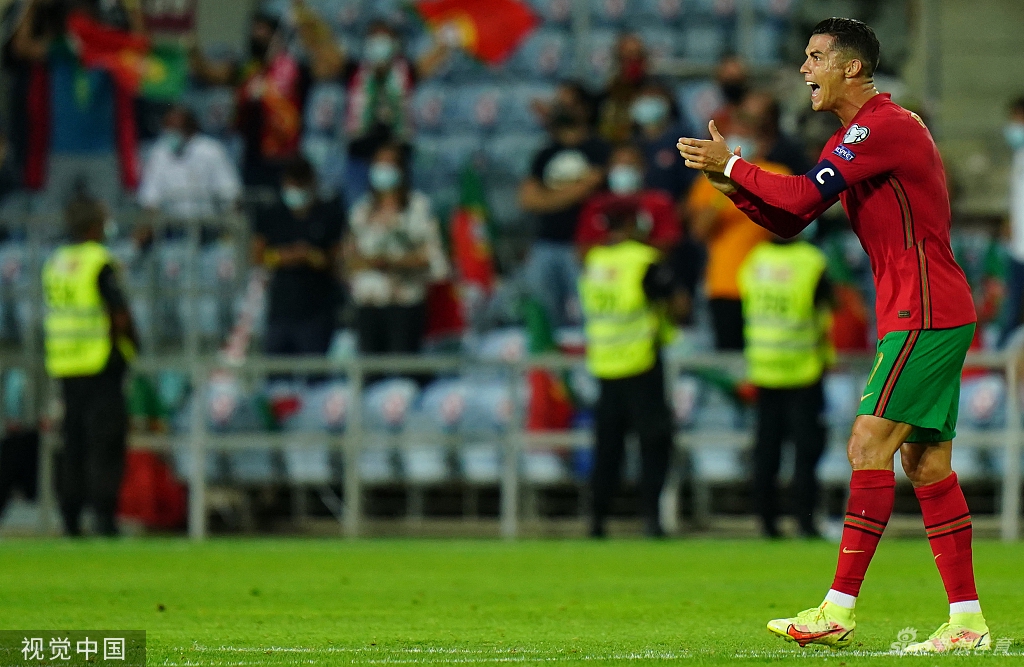 [世预赛]葡萄牙2-1爱尔兰 C罗两球致胜