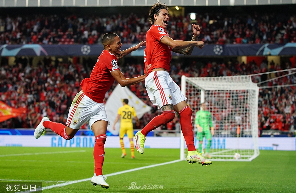 [欧冠]巴萨0-3本菲卡 小组赛遭遇连败