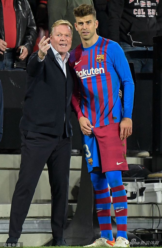 巴萨官方宣布主教练科曼下课