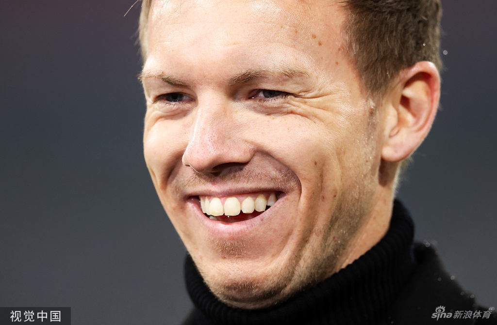 [欧冠]拜仁3-0完胜巴萨 巴萨将战欧联杯