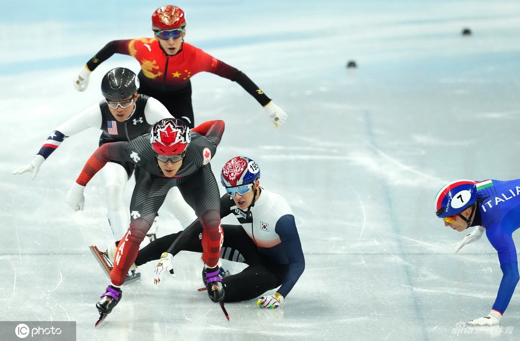速滑男子1000米武大靖顺利晋级