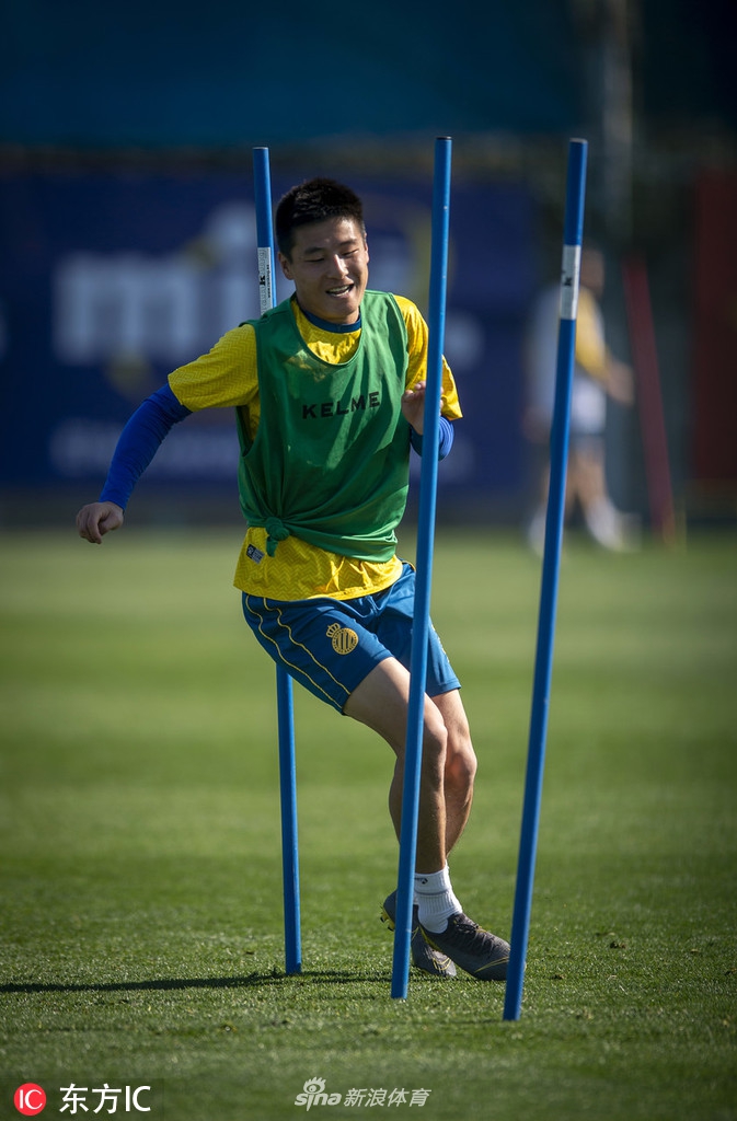 西班牙人公开训练武磊表现积极