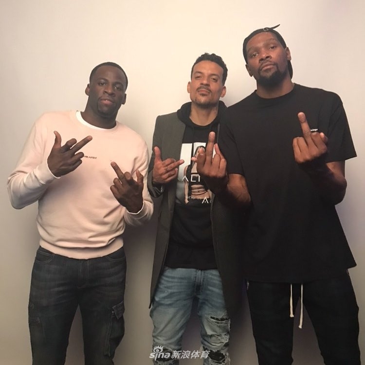 库里30岁生日大趴杜兰特格林助阵