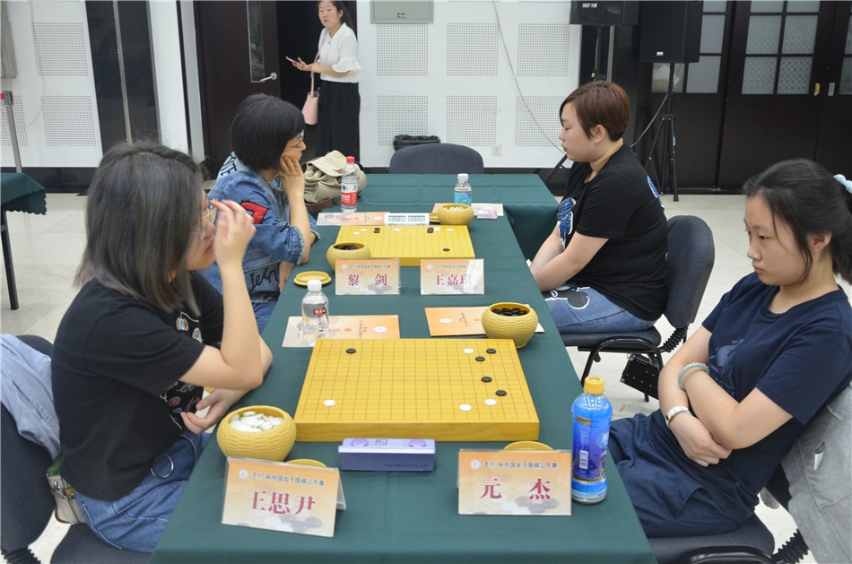 高清-建桥杯女子围棋公开赛 贾罡璐等参赛_高清图集_新浪网