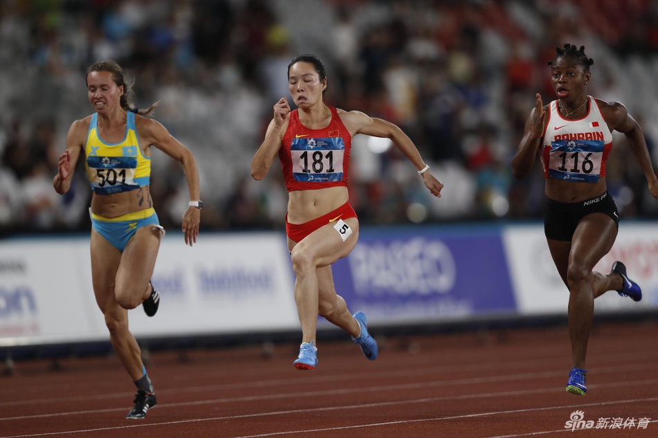 韦永丽全力以赴