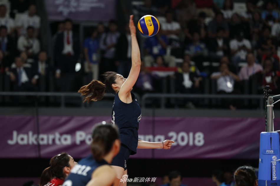 新浪直击女排中国3-0泰国夺冠