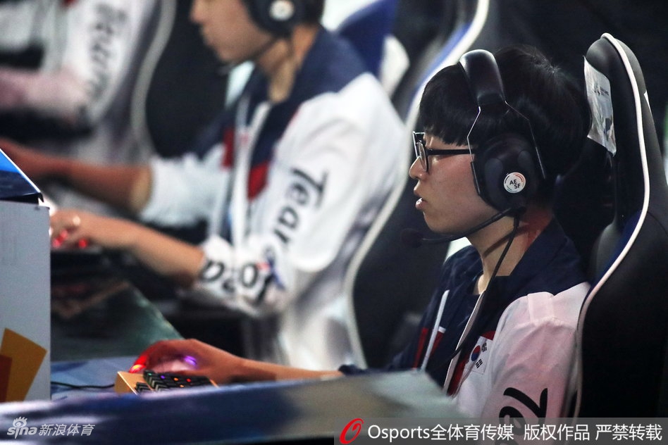 中国队3-1击败韩国