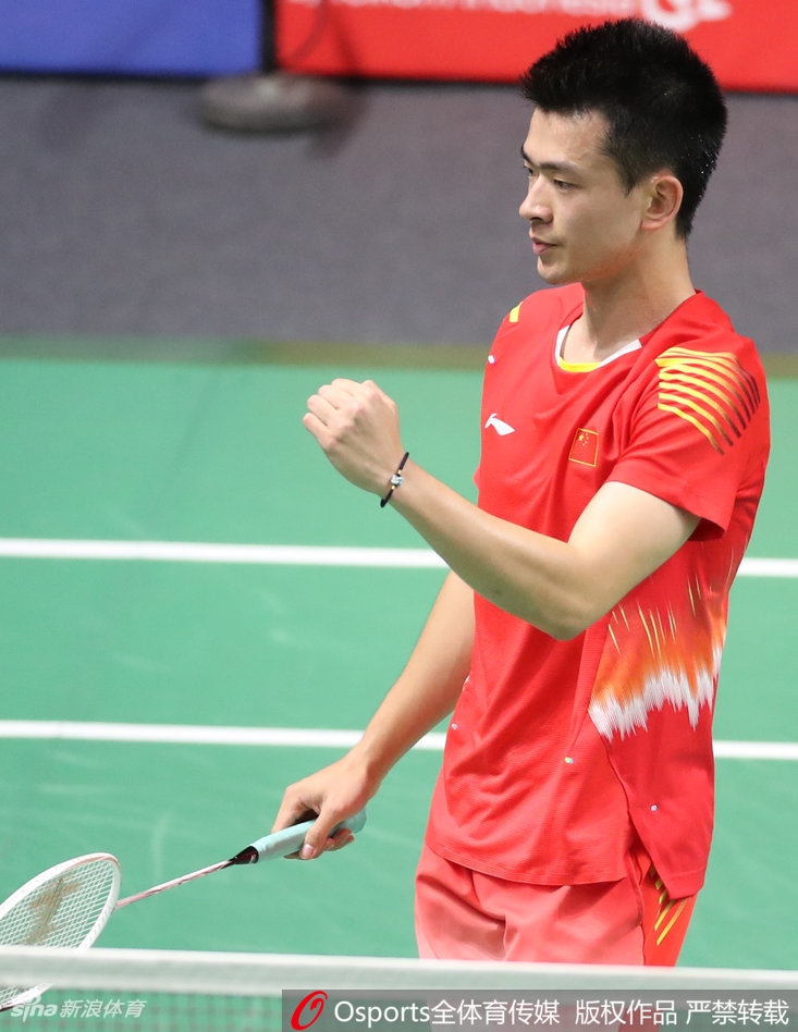 郑思维黄雅琼摘金