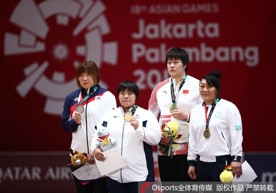 柔道女子78公斤级以上级:王彦摘得铜牌