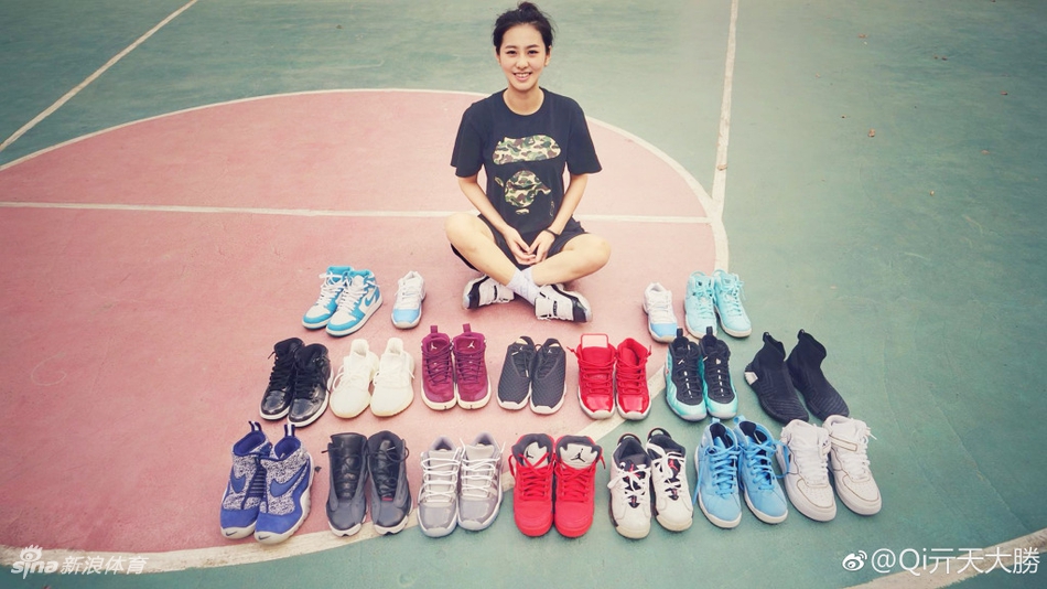 最美女裁判!这次她要上场打球啦