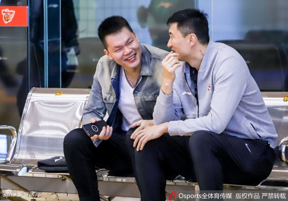 广东男篮备战广东德比