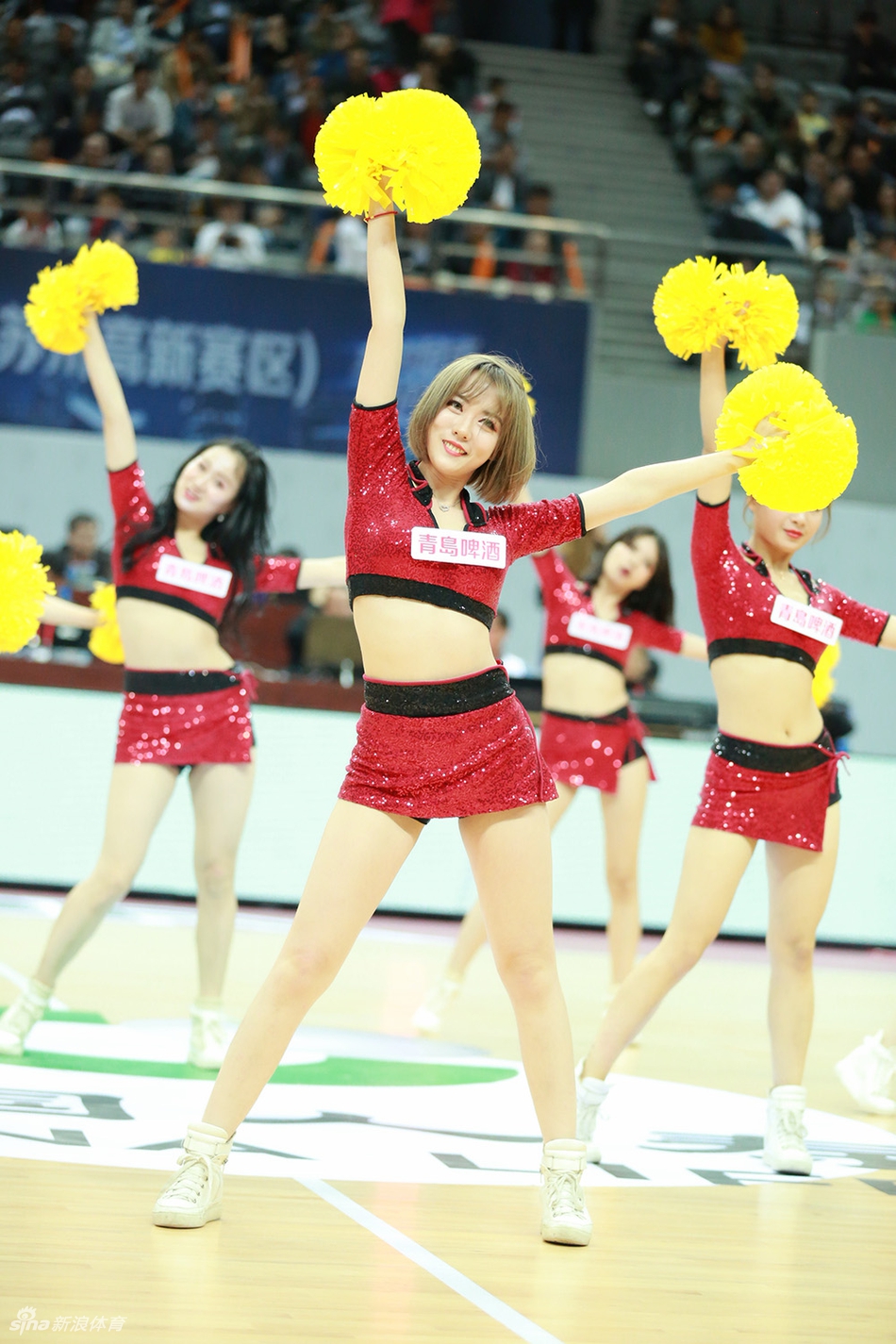 甜到人心！肯帝亚啦啦队热舞助威