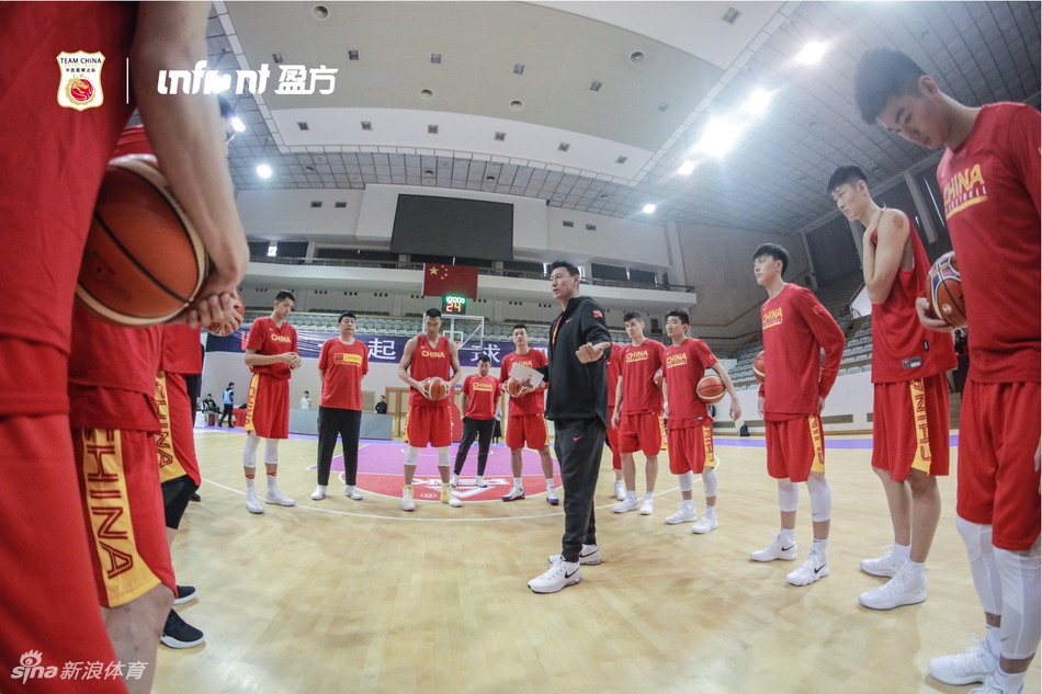 中国男篮集结完毕开启备战