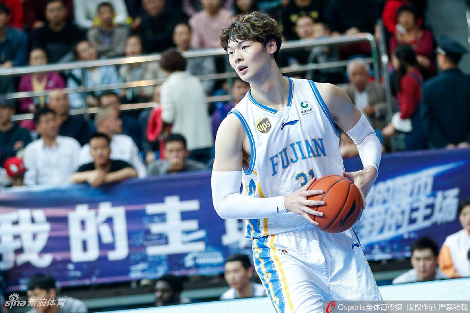 常规赛本土得分王