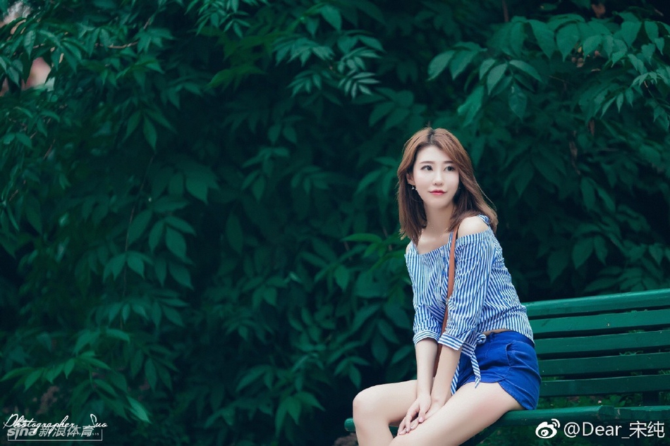 模特小姐姐热爱运动身材完美