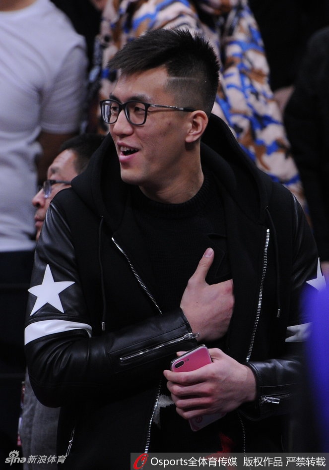 惊险逆转！郭艾伦被吓到捂心脏