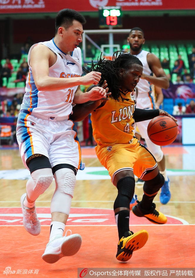 CBA第36轮:四川115-119广厦