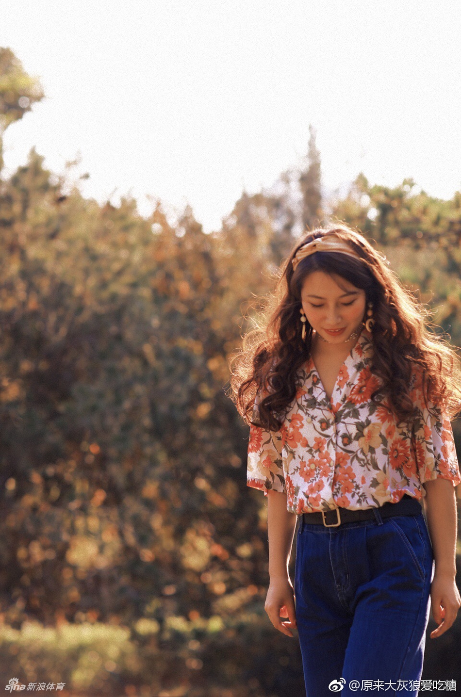 超有气质爱篮球的小姐姐了解下