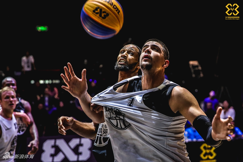 黄金联赛精英赛首日精彩瞬间