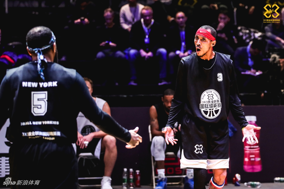 黄金联赛精英赛首日精彩瞬间