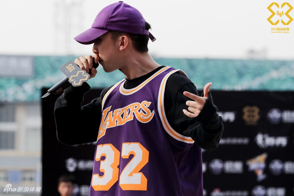 新说唱选手杨和苏Vex助力黄金联赛