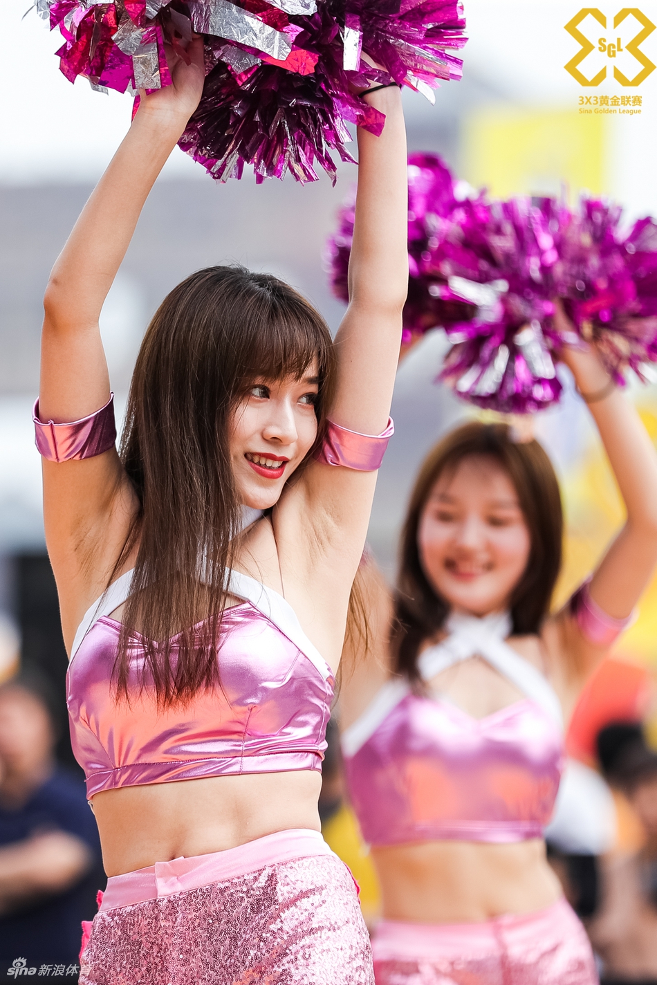 美艳啦啦队助威黄金联赛合肥站
