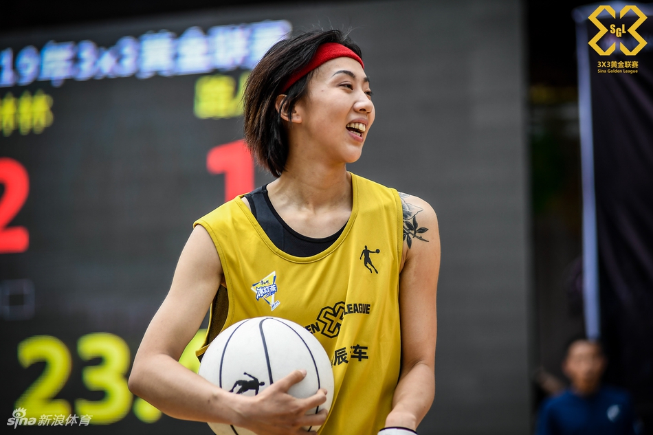 艾林林出战兰州性别大战