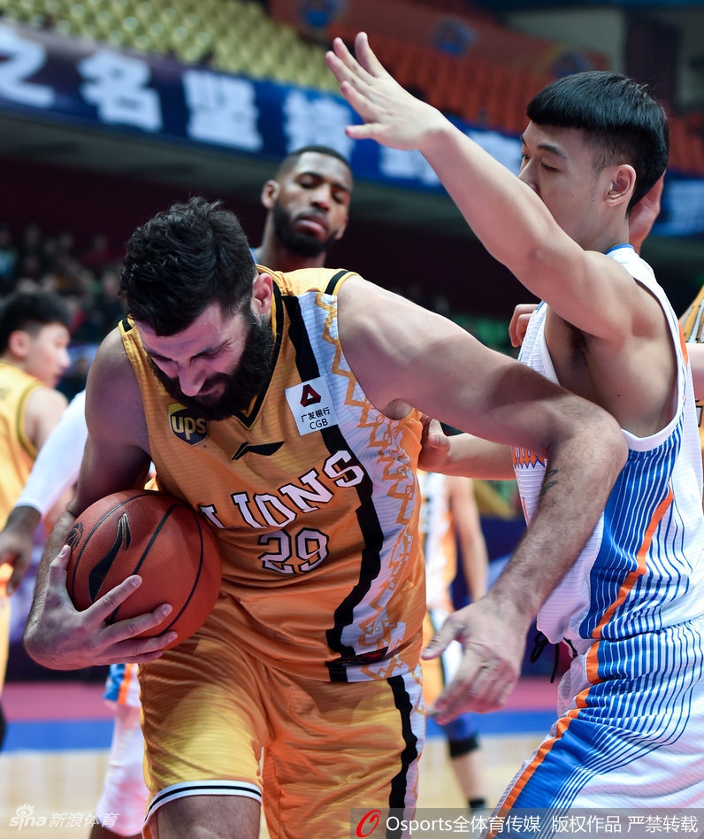CBA第36轮:四川115-119广厦