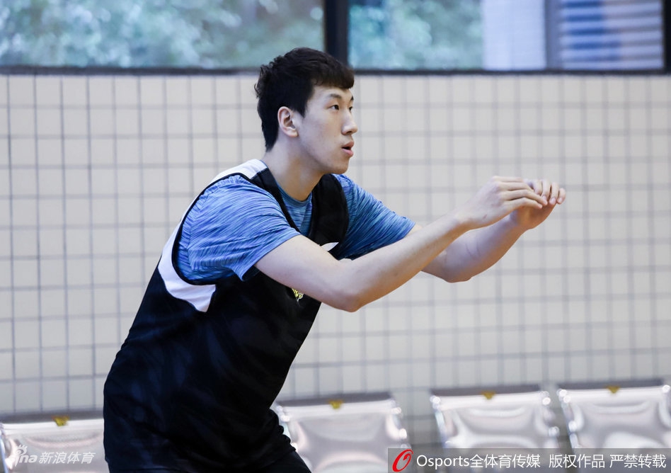 广东男篮备战广东德比