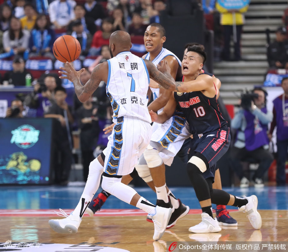 CBA第1轮:北京84-87广东